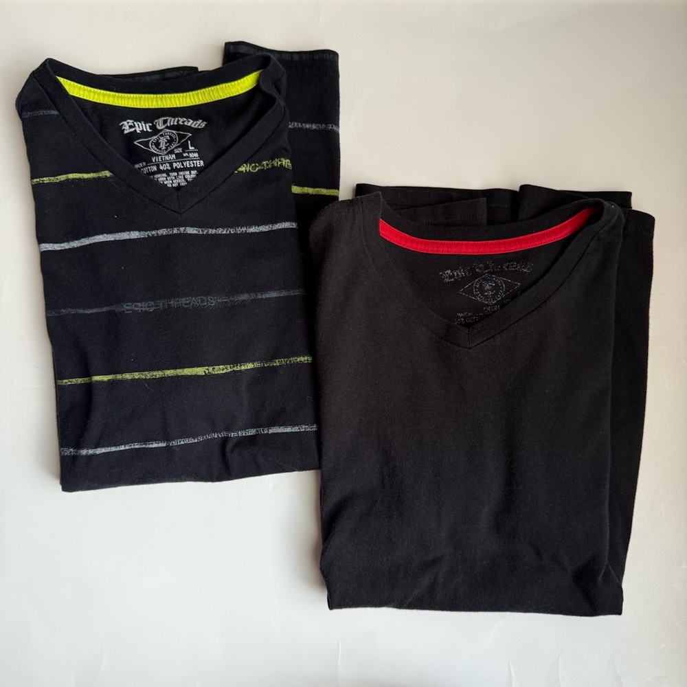 Epic Threads Lot of 2 Boys Black V-Neck T-Shirts - Size Large (Used)